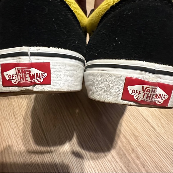 Vans X Peanuts Limited Edition Men’s Shoes - Picture 6 of 8